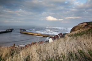 whitby waves 1.jpg